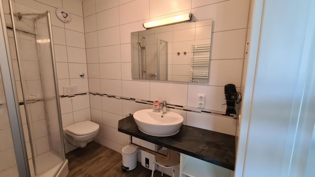 Bernstein Apartment Gelbensande Екстериор снимка