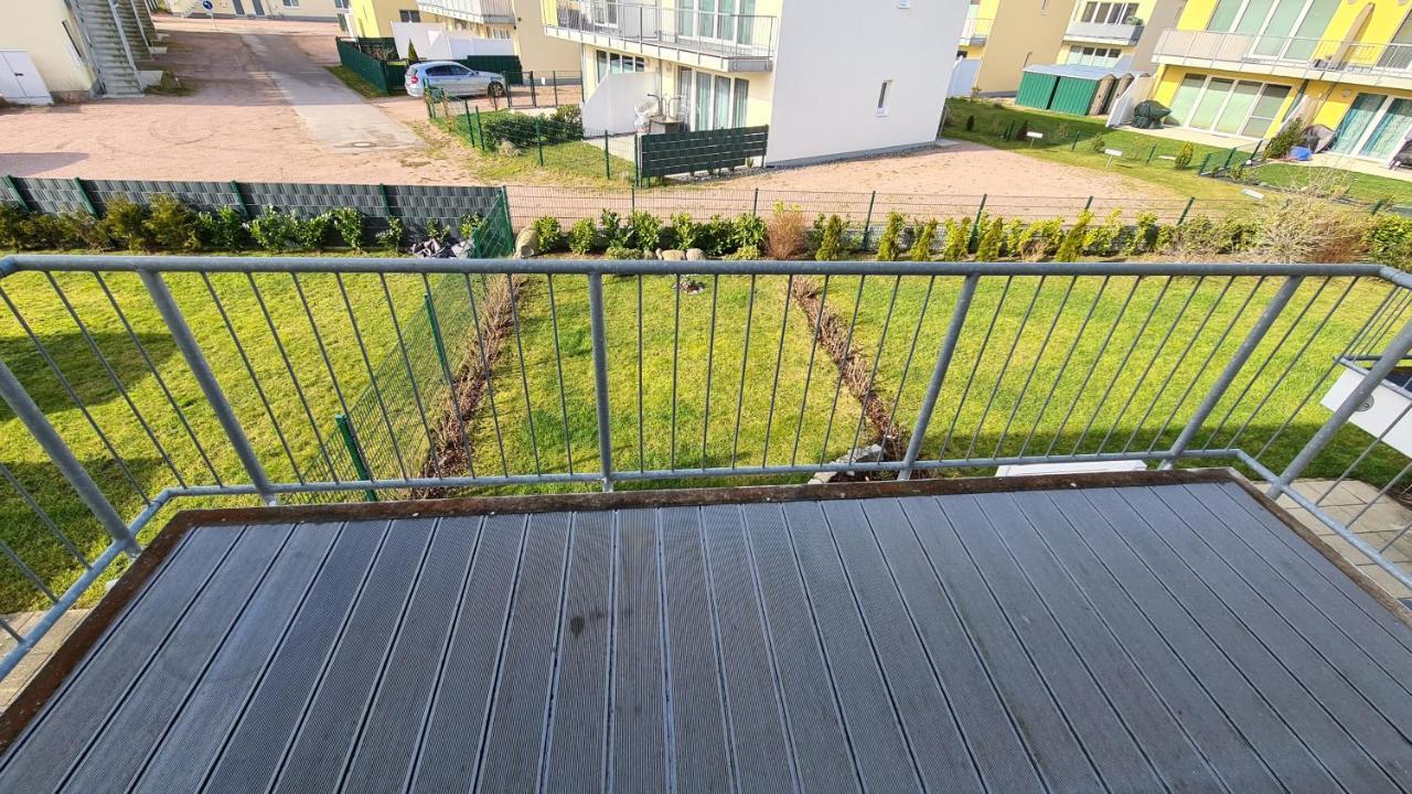Bernstein Apartment Gelbensande Екстериор снимка